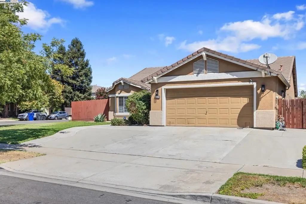 1173 Woodland Dr, Turlock, CA 95382 - Image #1