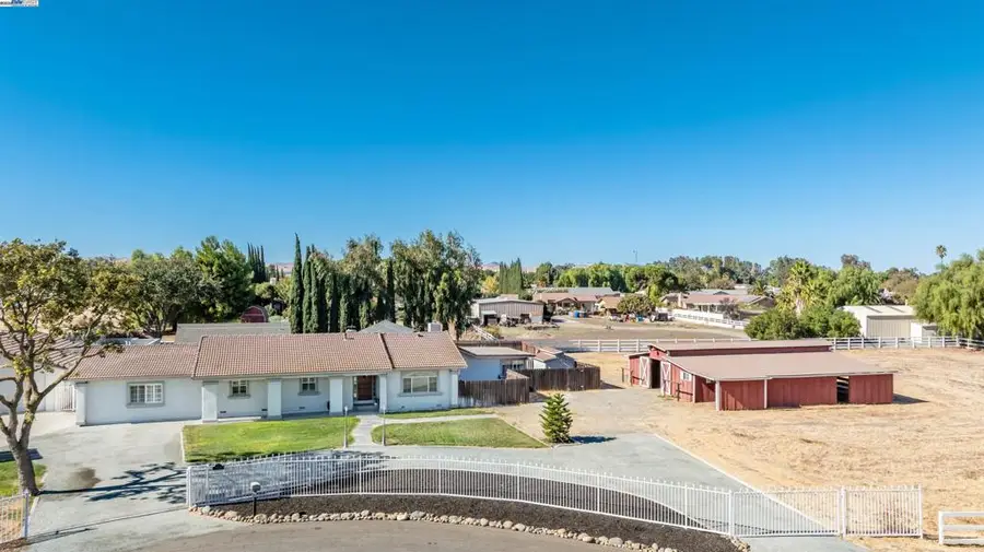 23551 Rancho Ramon Ct, Tracy, CA 95304 - Image #3