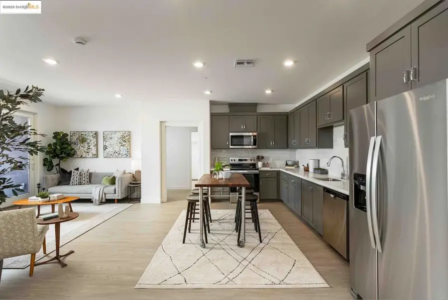 500 Somi Ct #313, Hayward, CA 94544 - #2