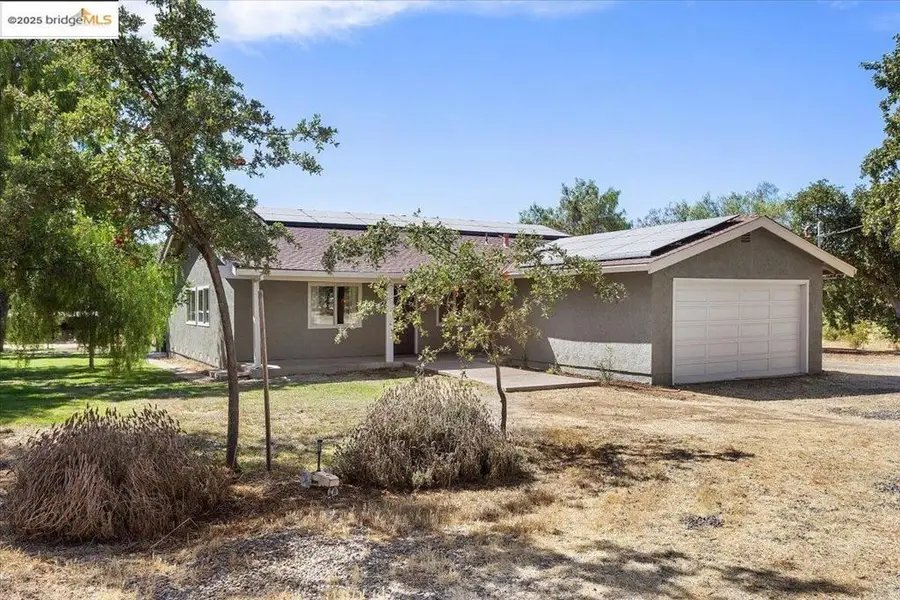 5665 Victoria Ln, Livermore, CA 94550 - Image #2