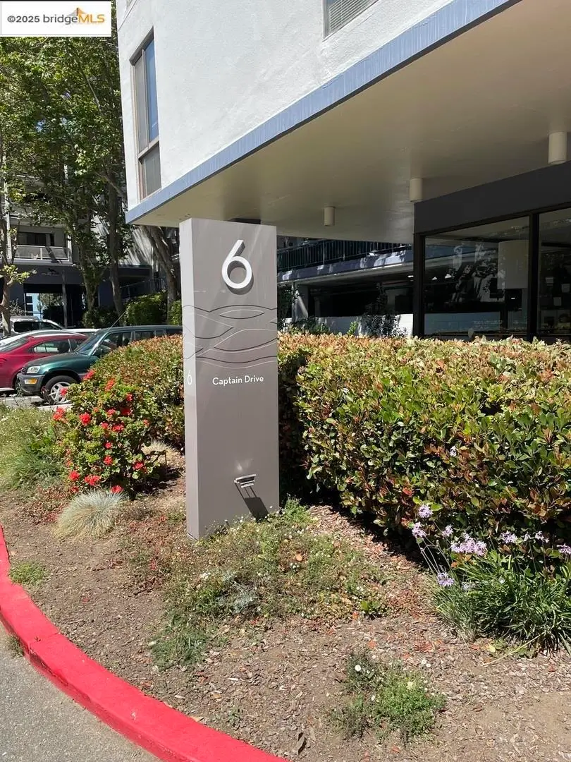 Address Withheld By Seller, Emeryville, CA 94608 - Image #1