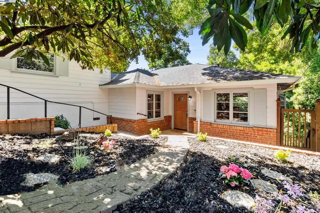 2593 El Caminito, Oakland, CA 94611 - Image #1