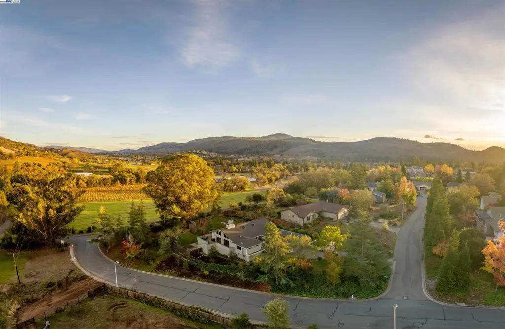 676 Scotland Court, Santa Rosa, CA 95409 - #1