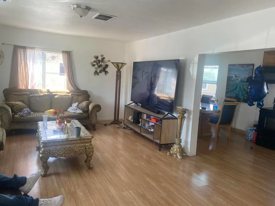 16557 E 14th Street, San Leandro, CA 94578 - Image #3