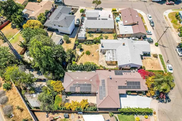 512 Teasdale Pl, Hayward, CA 94544