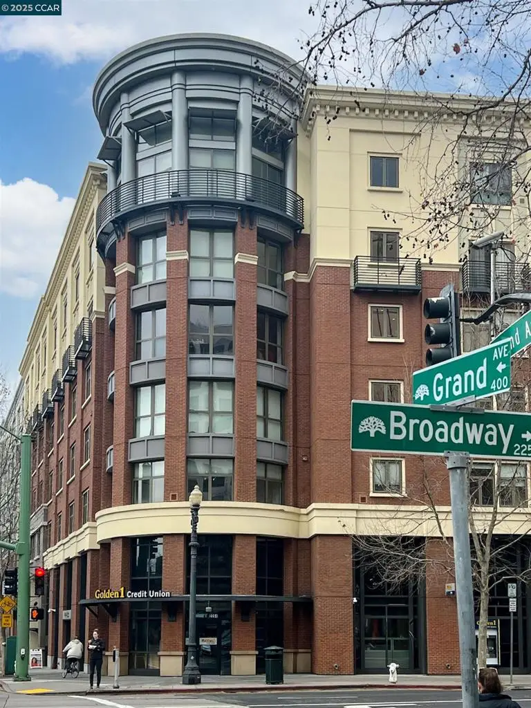 438 W Grand Ave #528, Oakland, CA 94612 - Image #3