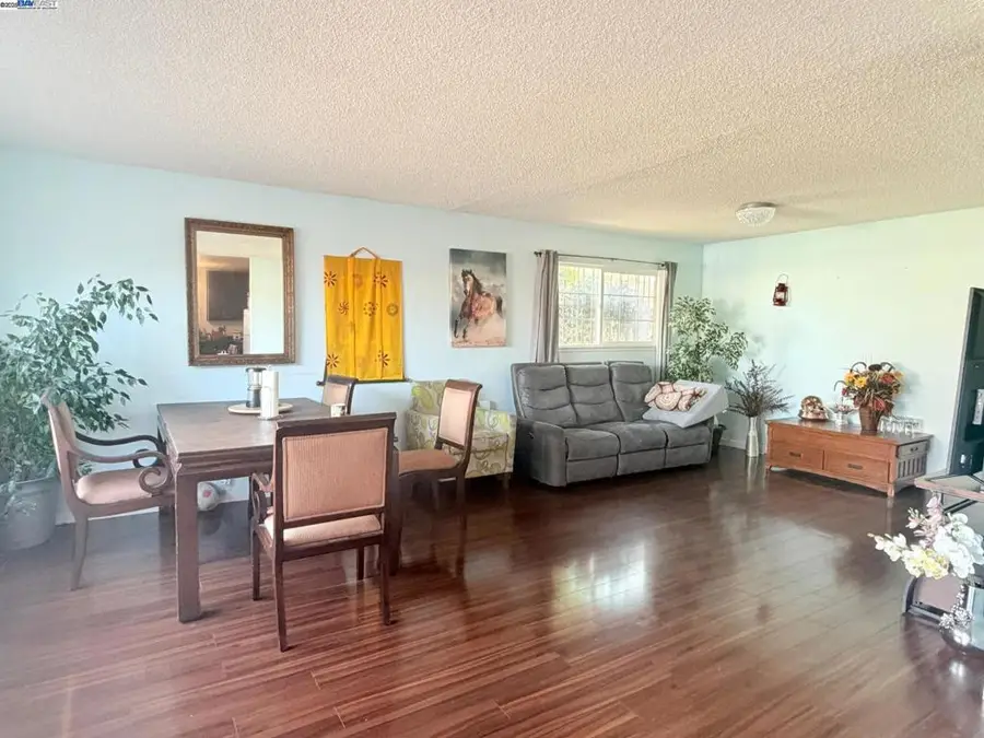 2626 Maine Ave, Richmond, CA 94804 - Image #3