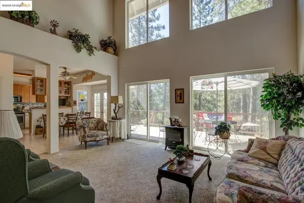 105 Avery Sheep Ranch Rd, Avery, CA 95224