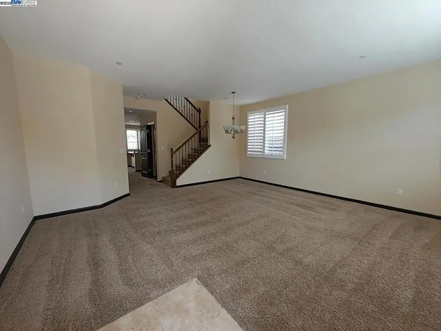 7283 Abbey Dr, Vallejo, CA 94591 - Image #3