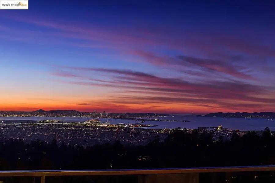 25 Diablo Dr, Oakland, CA 94611 - Image #3