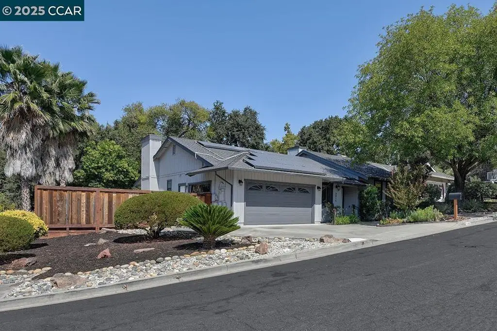 3015 Lanway Ct, Concord, CA 94518 - Image #1