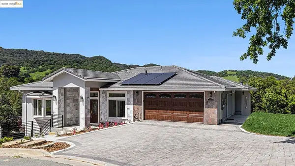 130 Arbor View Ln, Lafayette, CA 94549