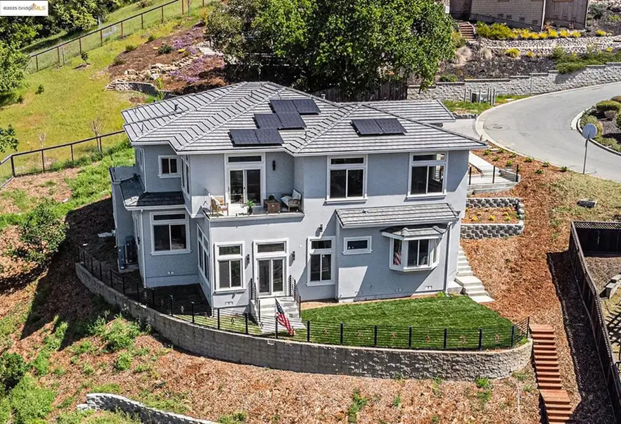 130 Arbor View Ln, Lafayette, CA 94549 - Image #2