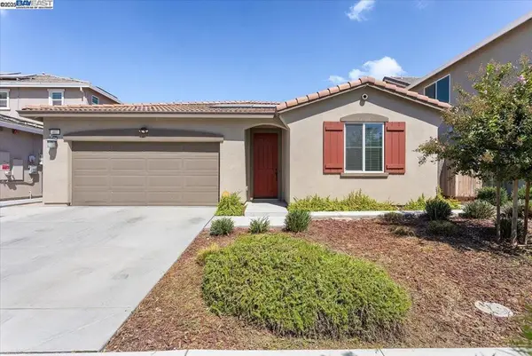 407 Sacramento St, Lathrop, CA 95330