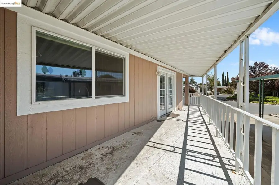 19690 N Highway 99, Acampo, CA 95220 - Image #3