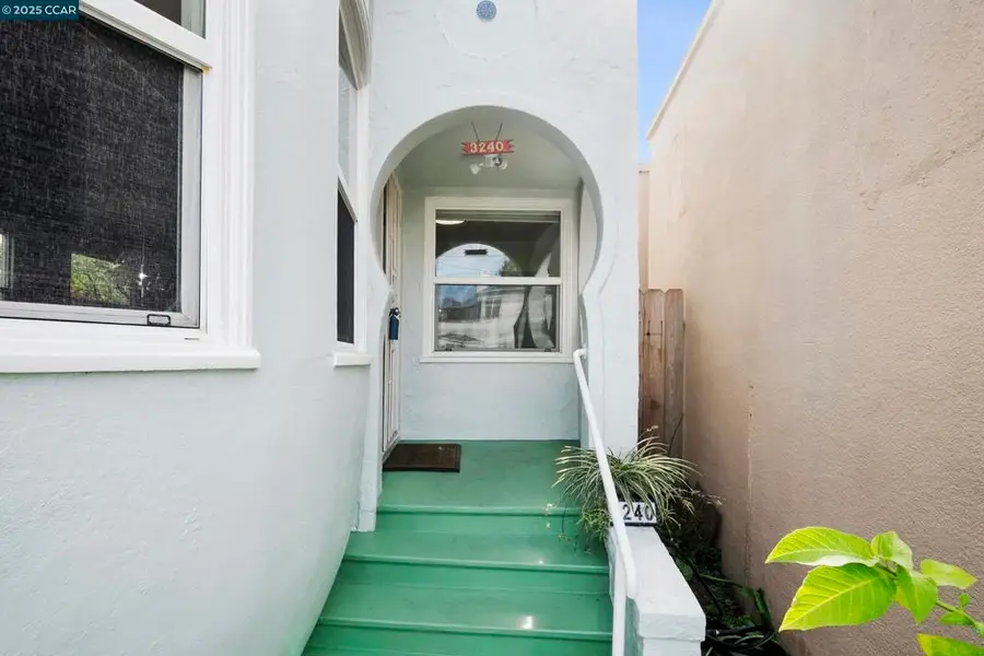 3240 62nd Ave, Oakland, CA 94605 - Image #2