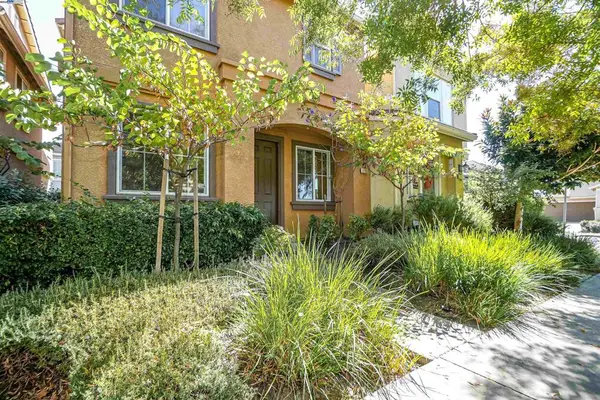 1110 Red Wing Dr, Hayward, CA 94541