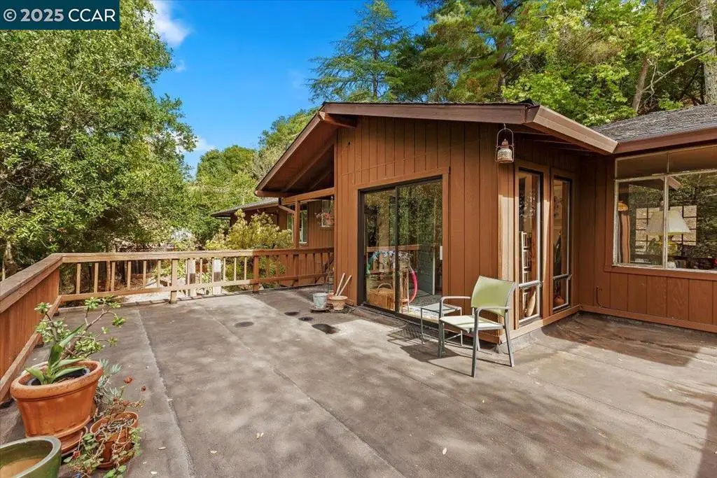 19 Via Floreado, Orinda, CA 94563 - Image #1