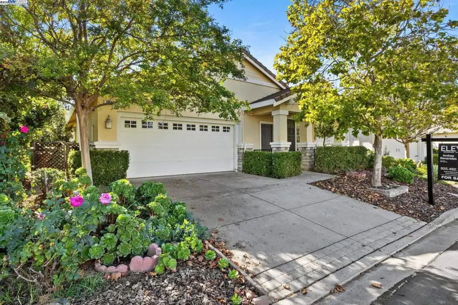 993 Centennial Dr, Brentwood, CA 94513 - Image #2