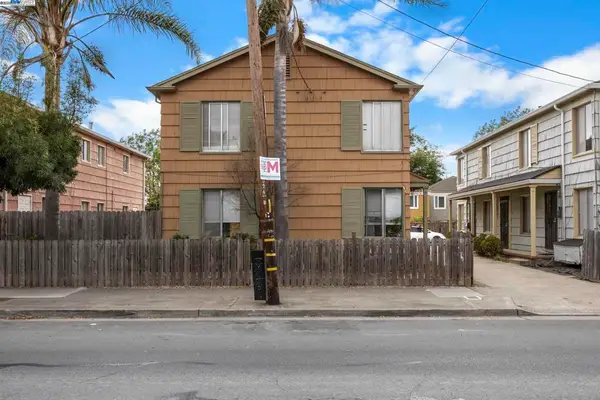 2782 Sacramento St, Berkeley, CA 94702