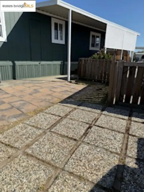 99 Ottawa St, Oakley, CA 94561