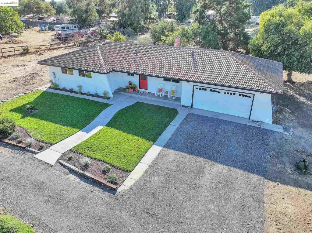 31 Mcfarlan Rd, Knightsen, CA 94548 - Image #1