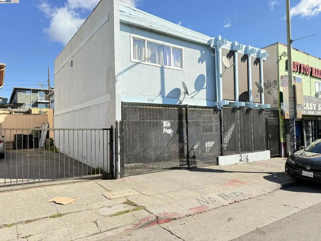 2116 International Blvd, Oakland, CA 94606 - Image #1