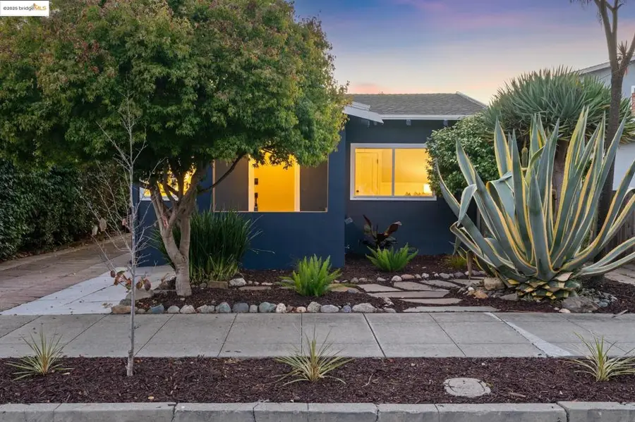 1642 10th St, Berkeley, CA 94710 - Image #2