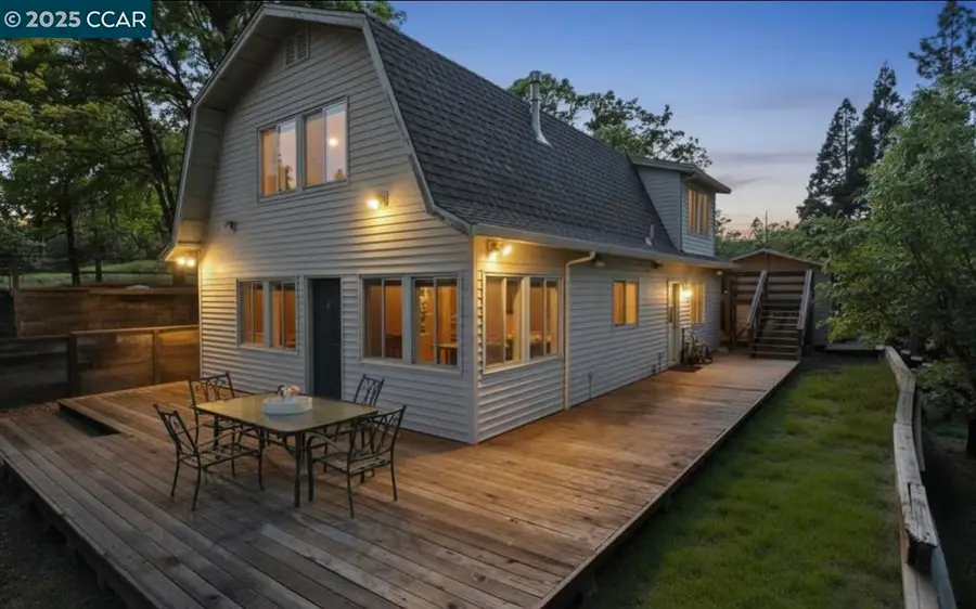 9687 Manzanita Way, Coulterville, CA 95311 - Image #2