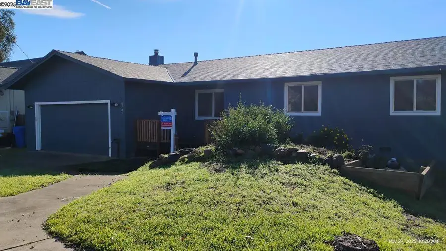 18745 Spyglass Road, Hidden Valley Lake, CA 95467 - Image #2