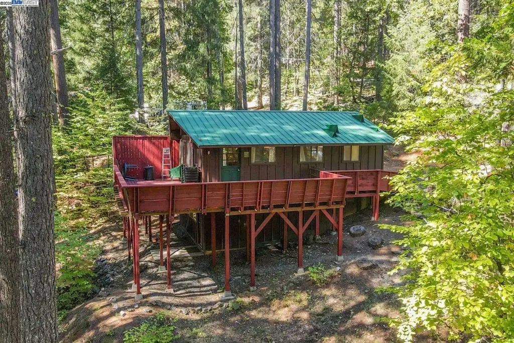 761 Lake Forest Dr., Trinity Center, CA 96091 - Image #1