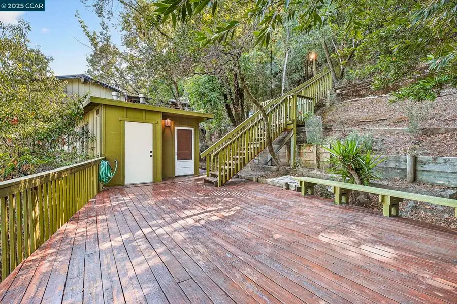 405 Scenic Ave, San Anselmo, CA 94960 - Image #3
