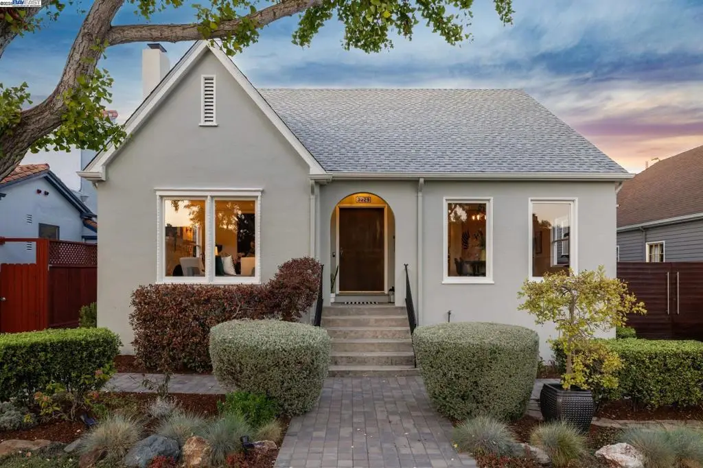 3029 Thompson Avenue, Alameda, CA 94501 - Image #1