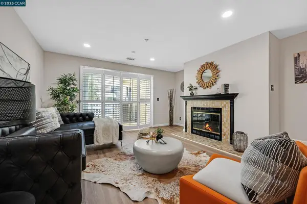 2617 Oak Rd #C, Walnut Creek, CA 94597