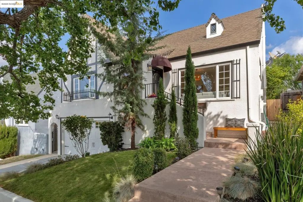 542 Midcrest Rd, Oakland, CA 94610 - #1