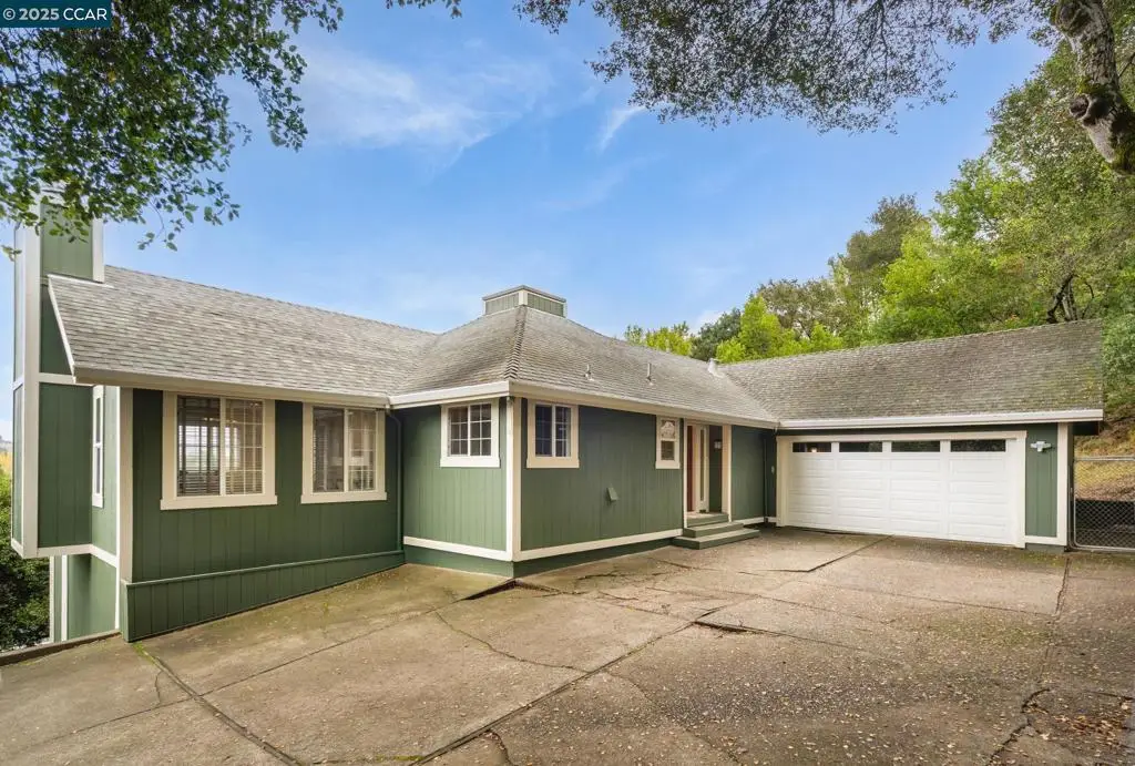 1 Harris Hill Dr, Novato, CA 94947 - Image #1