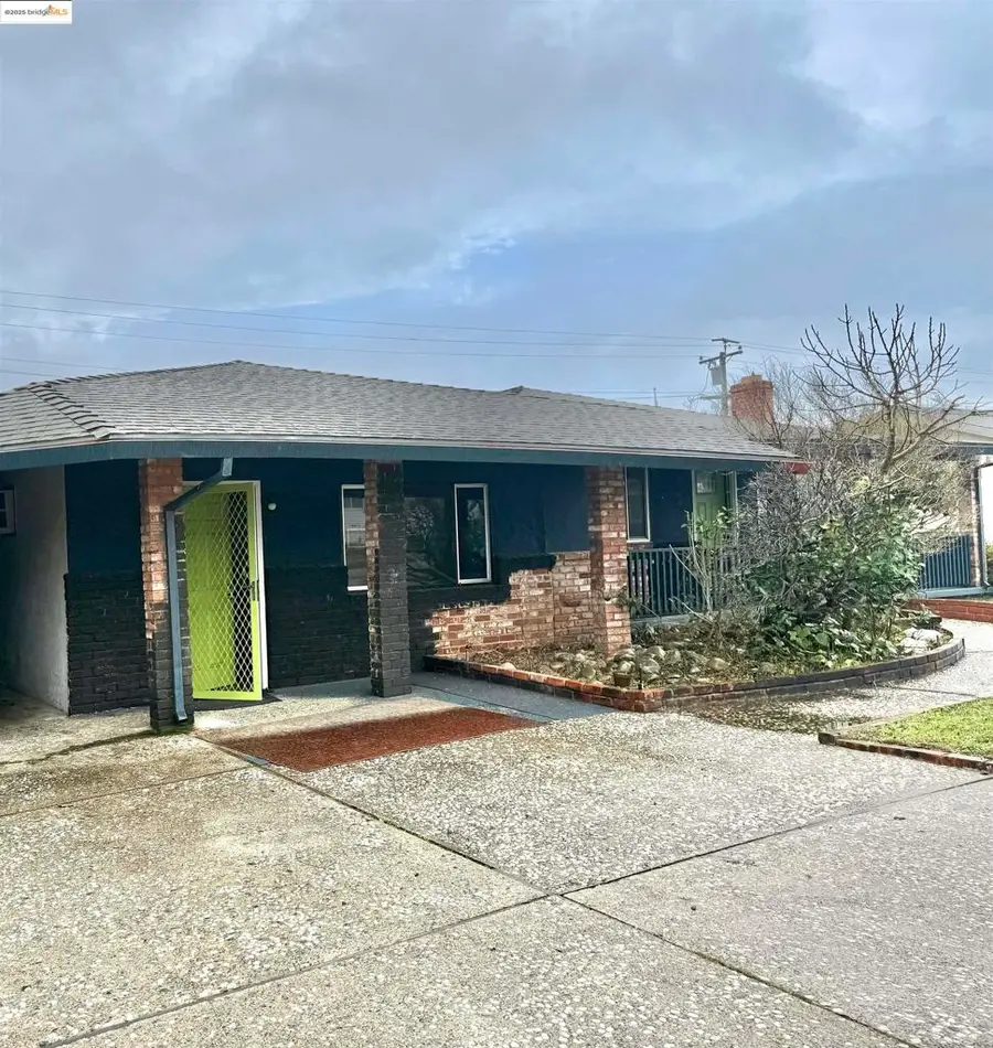 949 Flores Way, Rio Vista, CA 94571 - Image #2