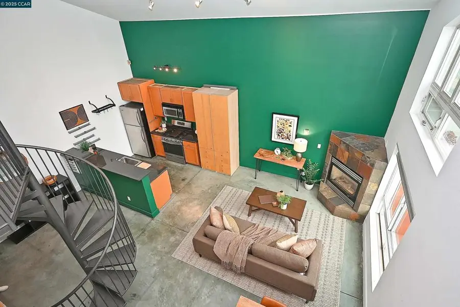 675 8th Street #15, Oakland, CA 94607 - Image #3