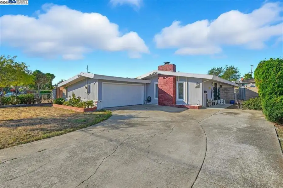 1481 Rieger Ave, Hayward, CA 94544 - Image #2