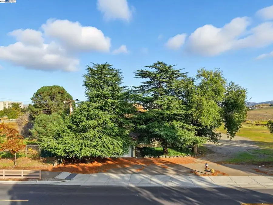 2072 S Vasco Rd, Livermore, CA 94550 - Image #2