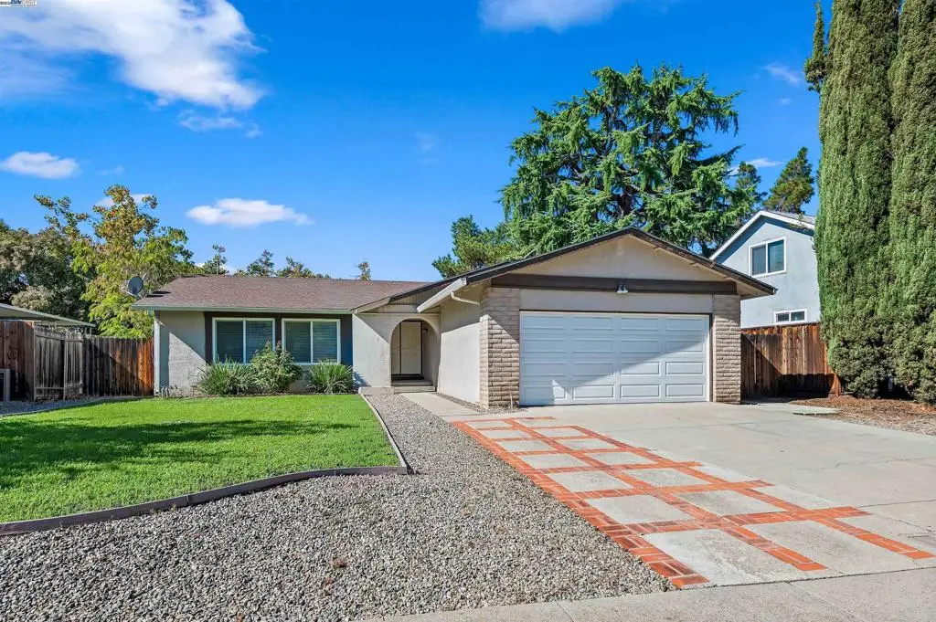 538 Oriole Ave, Livermore, CA 94551 - Image #1