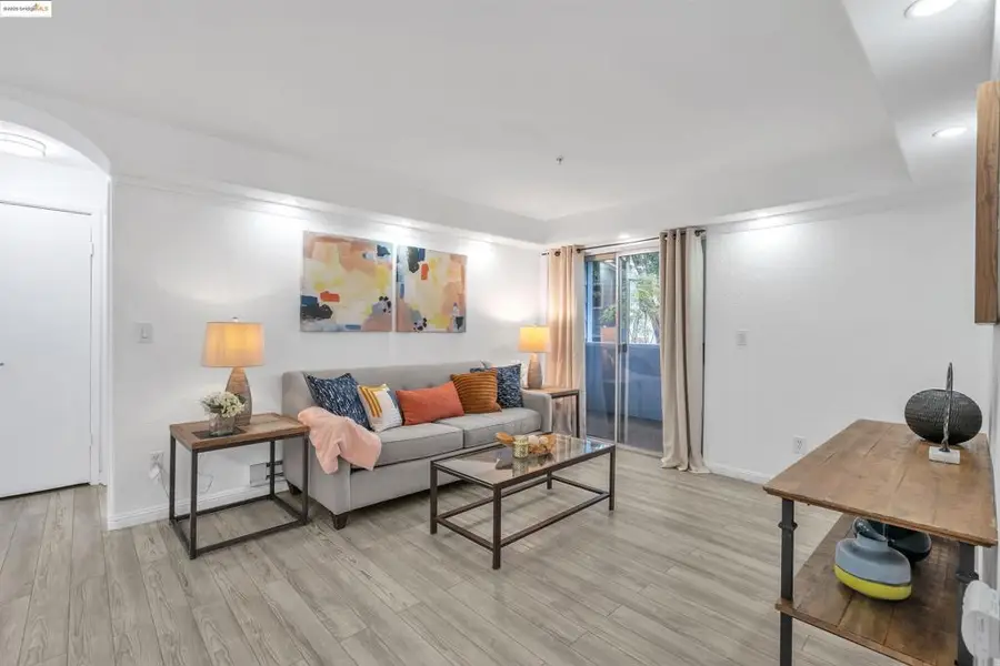 367 Lighthouse Dr, Vallejo, CA 94590 - Image #3