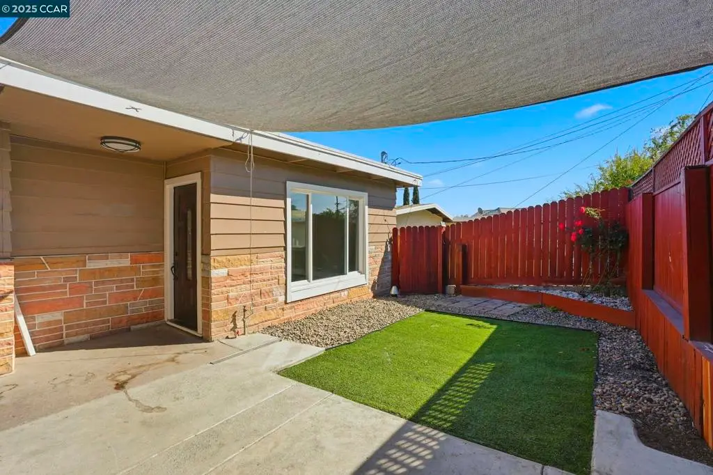 2555 Orange St, Martinez, CA 94553 - Image #1