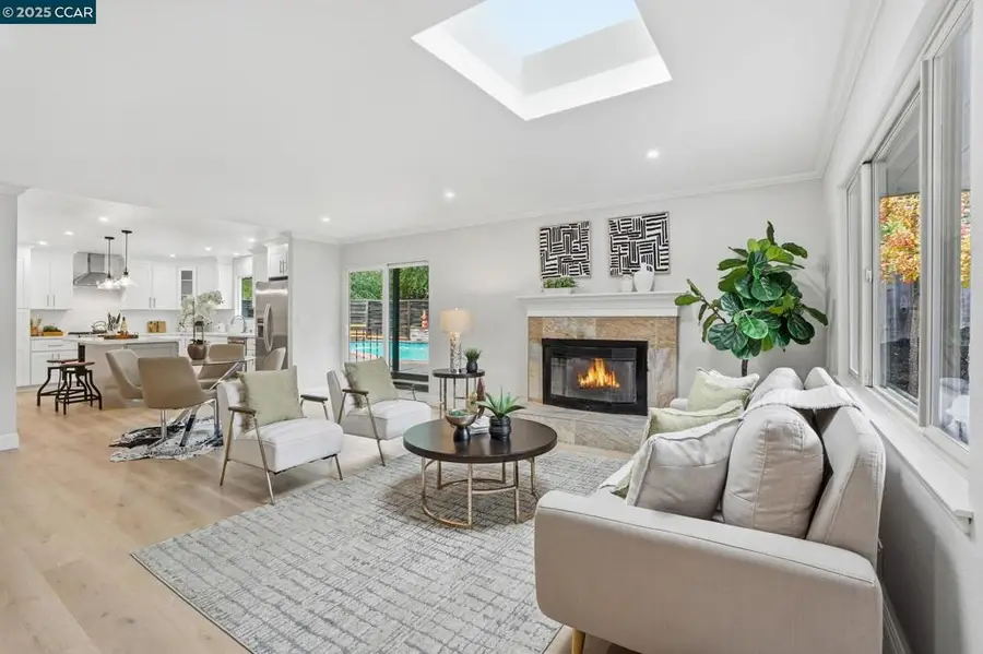 289 Sierra Dr, Walnut Creek, CA 94596 - Image #2