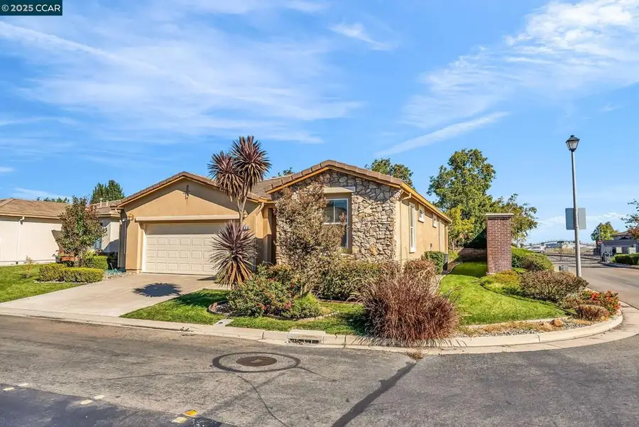 900 Brookside Ln, Rio Vista, CA 94571 - Image #2