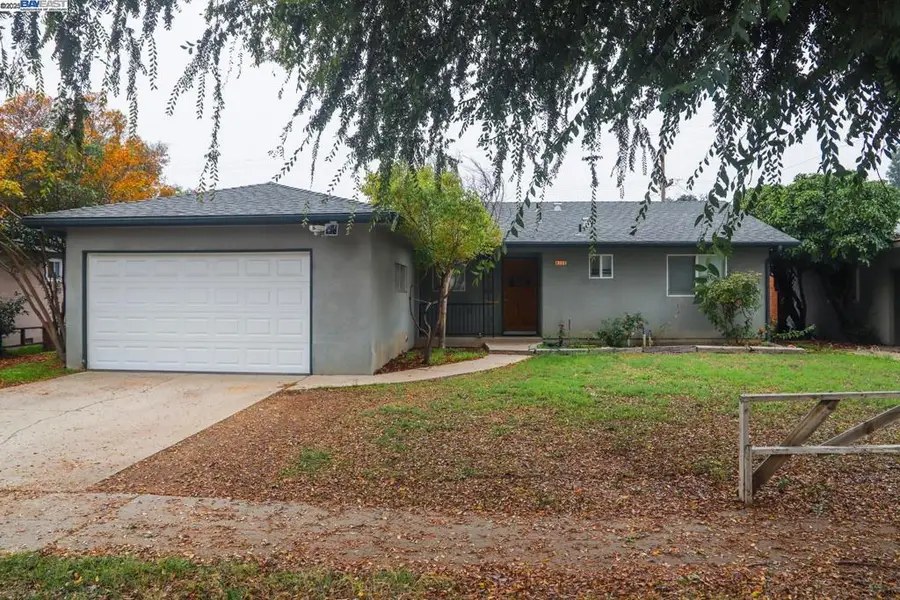 4295 N Archie Avenue, Fresno, CA 93726 - Image #2