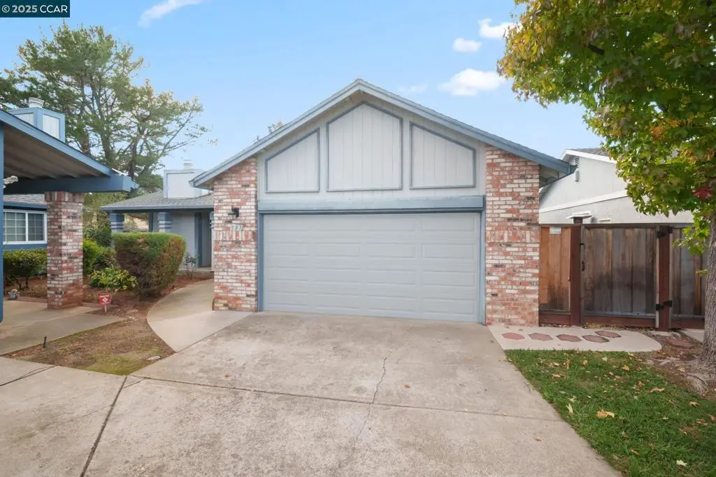 581 Mt Dell, Clayton, CA 94517 - Image #1