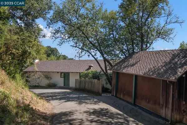 37 La Madronal, Orinda, CA 94563