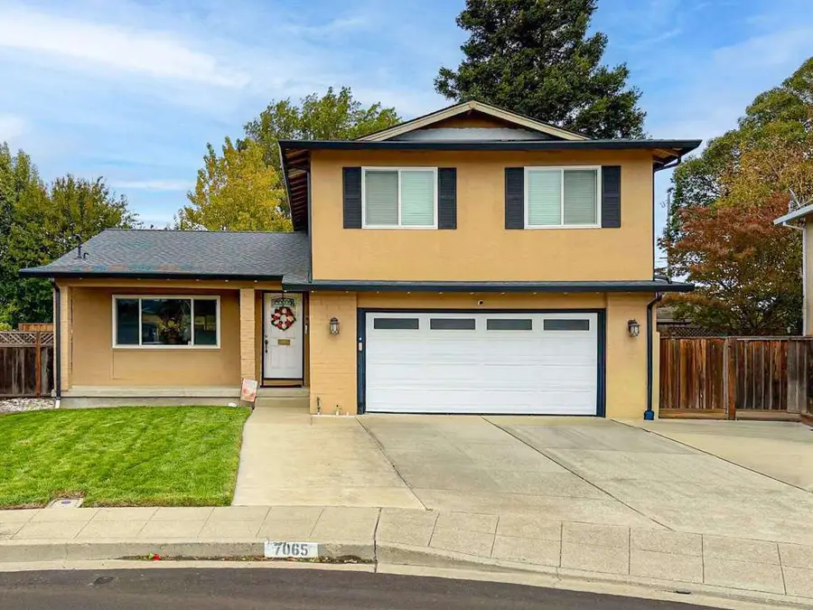 7065 Lancaster Ct, Dublin, CA 94568 - Image #2