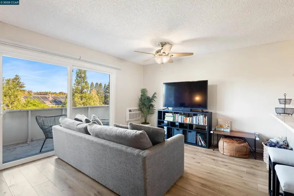 2420 Pleasant Hill Rd #4, Pleasant Hill, CA 94523 - Image #1